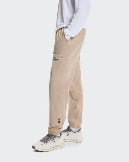 On Focus Pants Desert