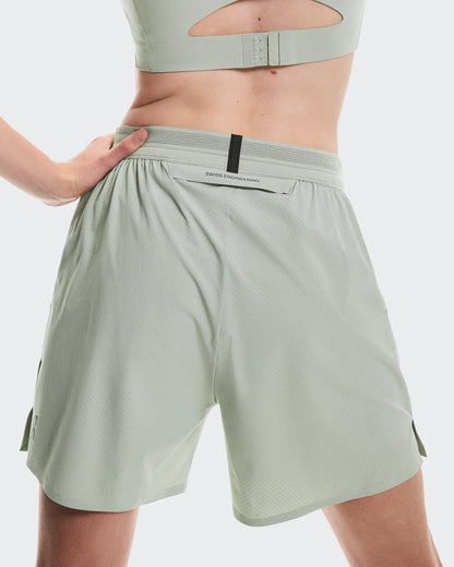 On 5" Performance Shorts Tin (Women'S)