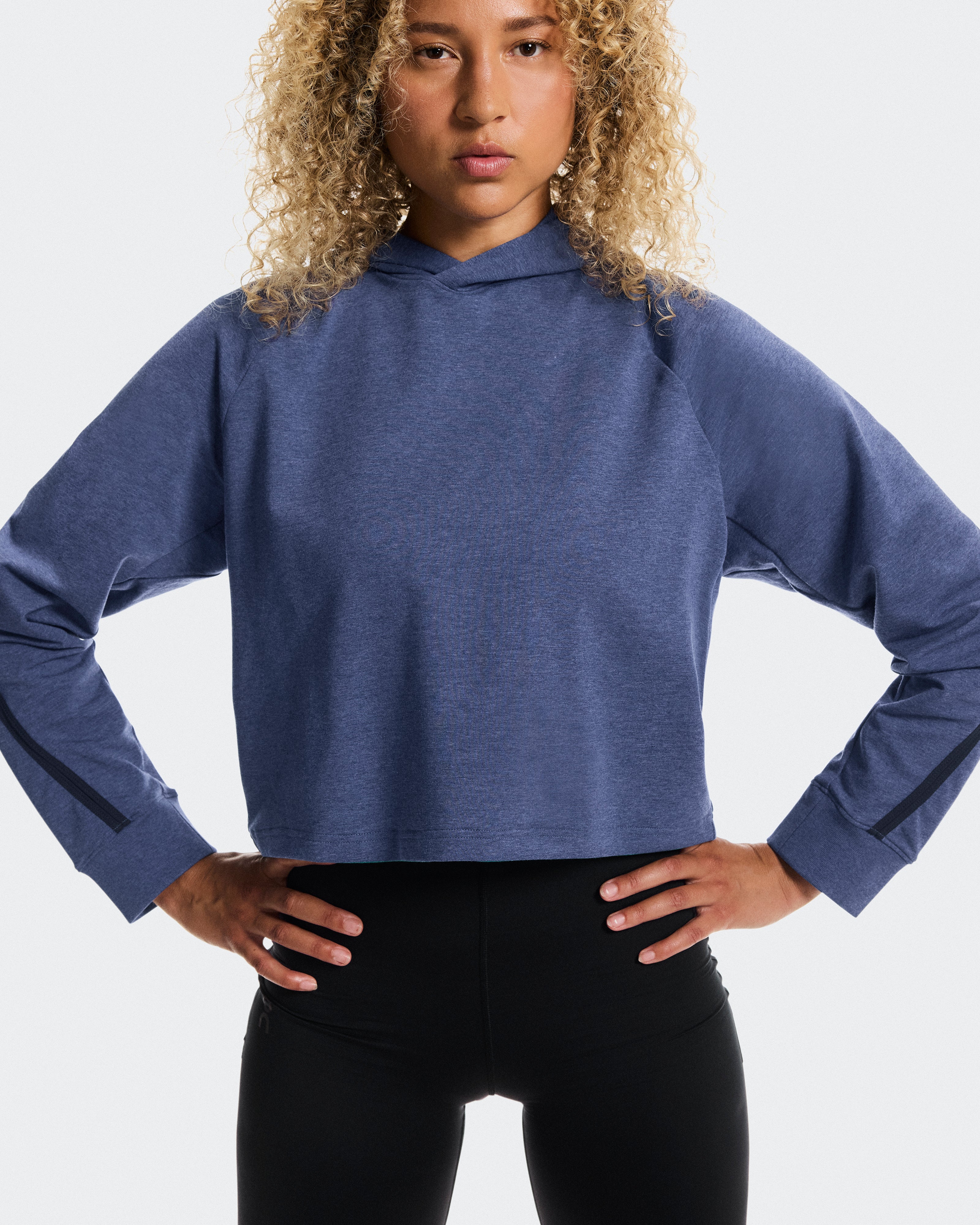 On Studio Hoodie Acai (Women'S)