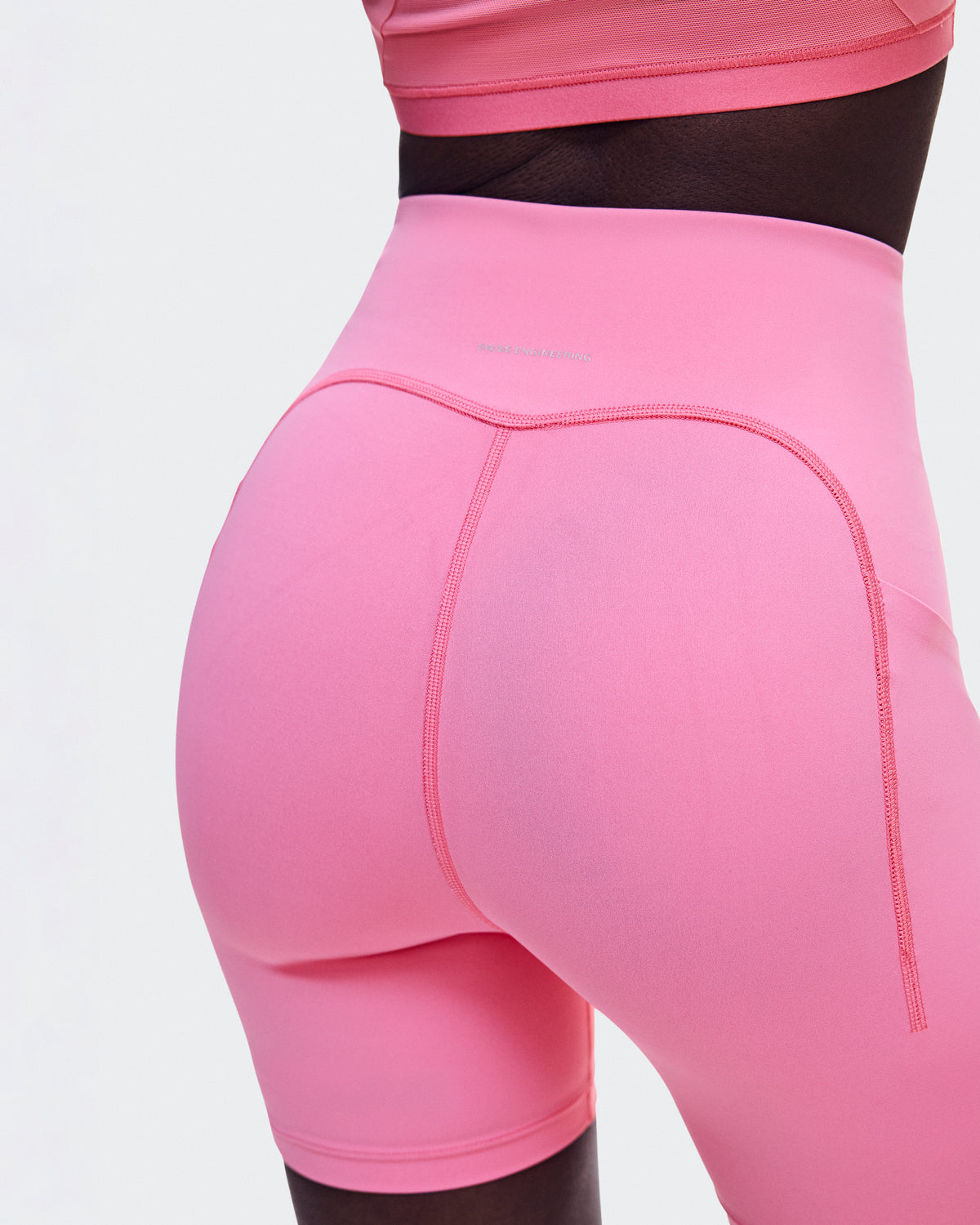 On Train Tights Short 6" Bubblegum (Women'S)