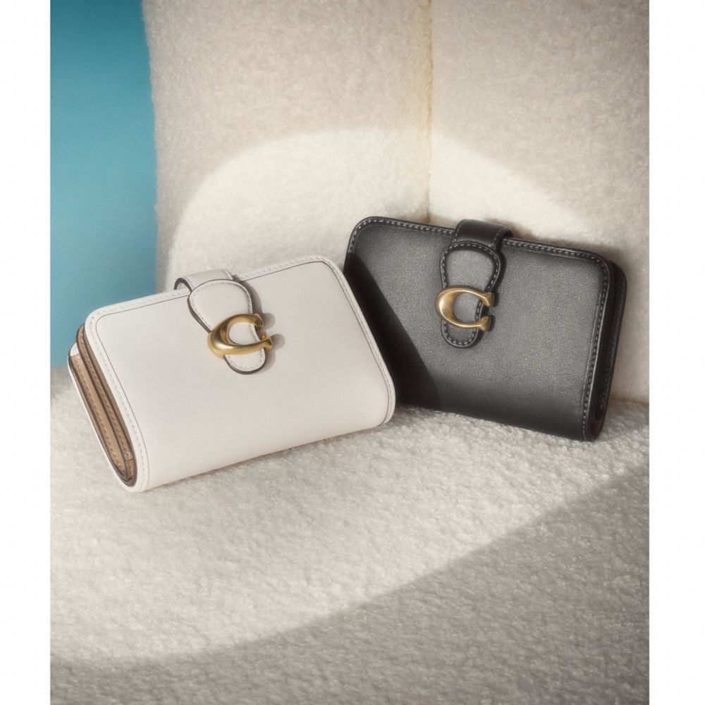 Coach Tabby Medium Wallet Brass/Chalk