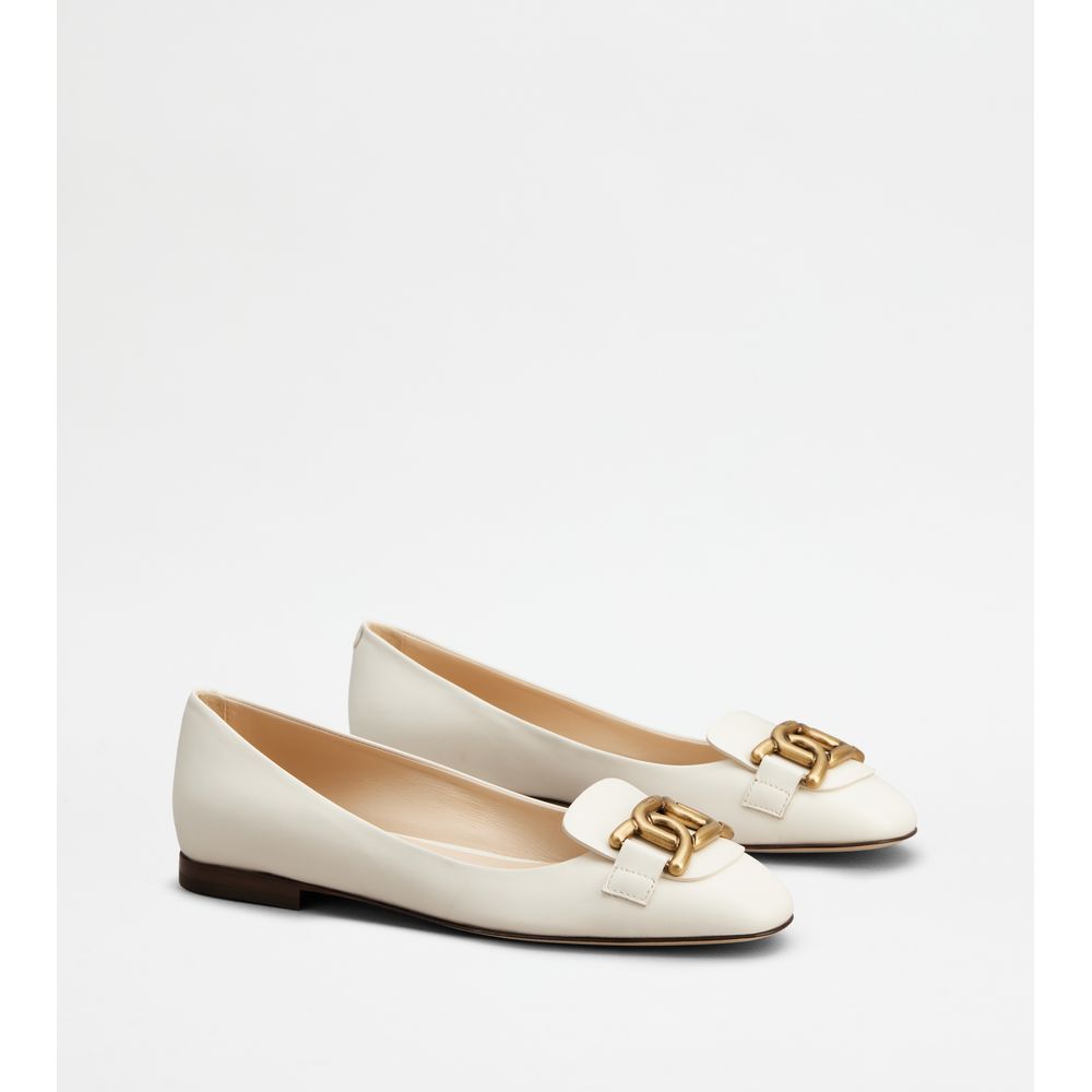 Tods Kate Ballerinas In Leather Off White Womens