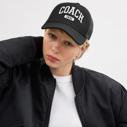 Coach Coach 1941 Embroidered Trucker Hat Black