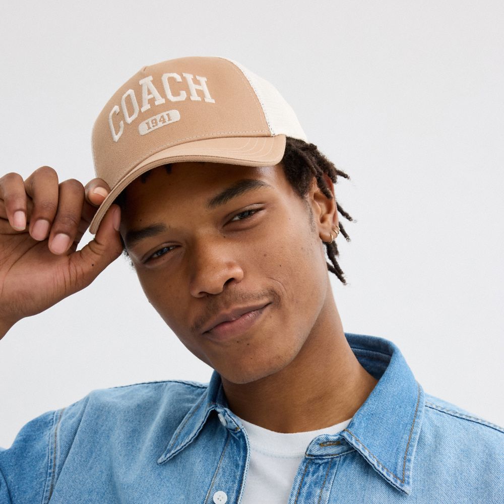 Coach Coach 1941 Embroidered Trucker Hat Light Saddle