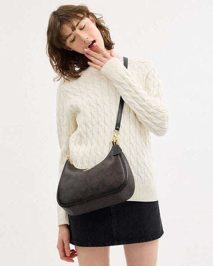 Teri Hobo Bag In Blocked Signature Canvas Signature Canvas-Gold-Walnut-Tan Signature Canvas-Gold-Walnut-Tan