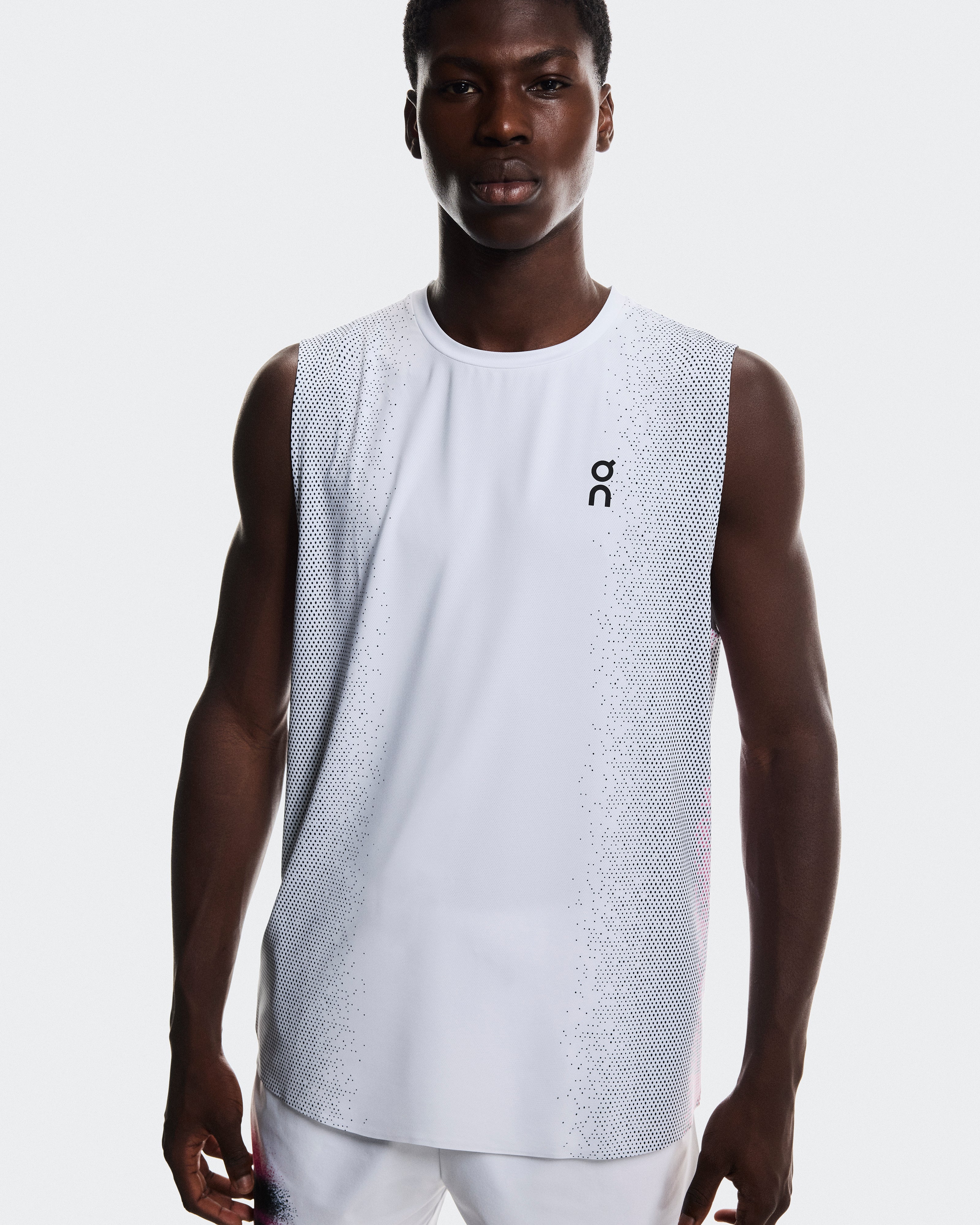 On Court Tank White | Dim