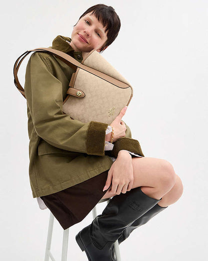 Hadley Turnlock Tote Bag With Signature Canvas Signature Canvas-Im-Dark Natural Multi Signature Canvas-Im-Dark Natural Multi