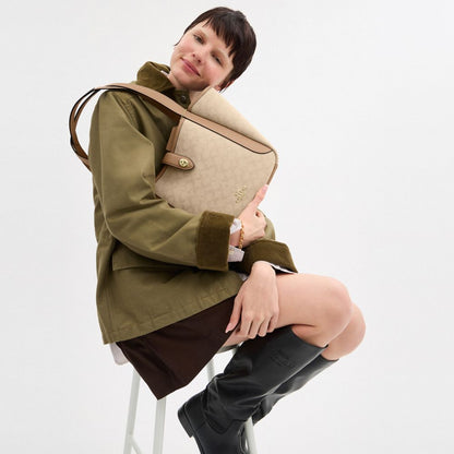 Hadley Turnlock Tote Bag With Signature Canvas Signature Canvas-Im-Dark Natural Multi Signature Canvas-Im-Dark Natural Multi