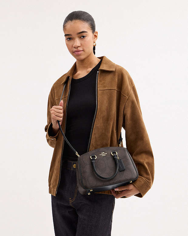 Savannah Small Carryall Bag In Signature Canvas Signature Canvas-Gold-Walnut-Black Signature Canvas-Gold-Walnut-Black