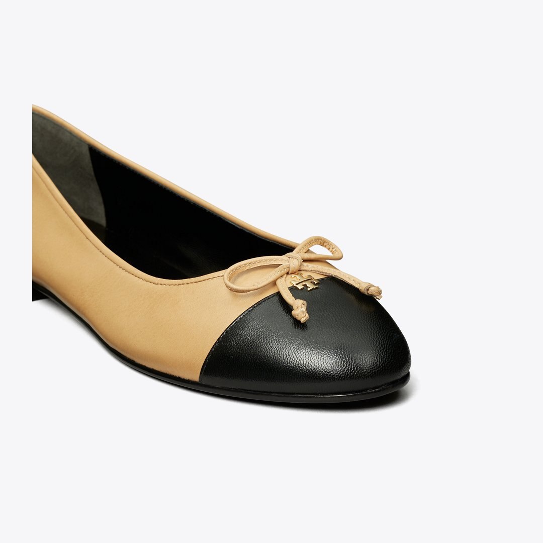 Tory Burch Cap-Toe Ballet GINGER SHORTBREAD / PERFECT BLACK