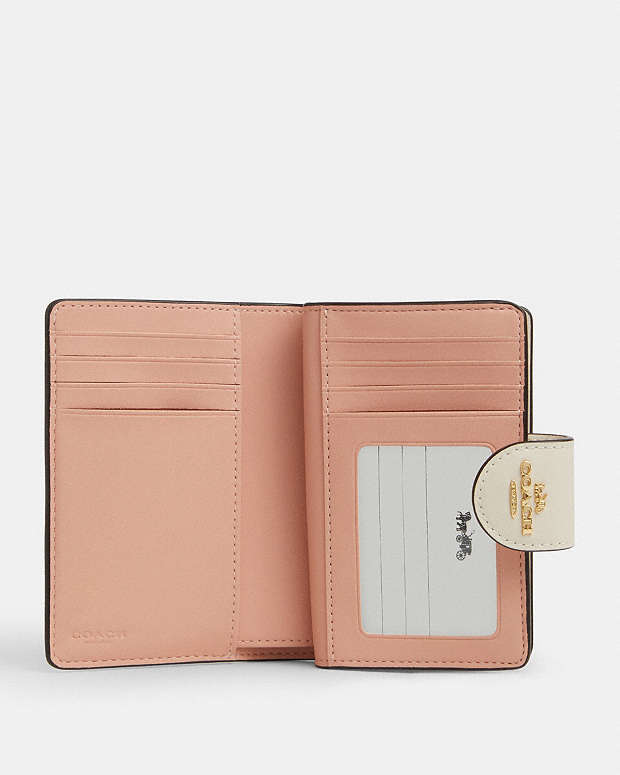 Medium Corner Zip Wallet In Signature Canvas With Floral Print Gold-Sand Multi Gold-Sand Multi