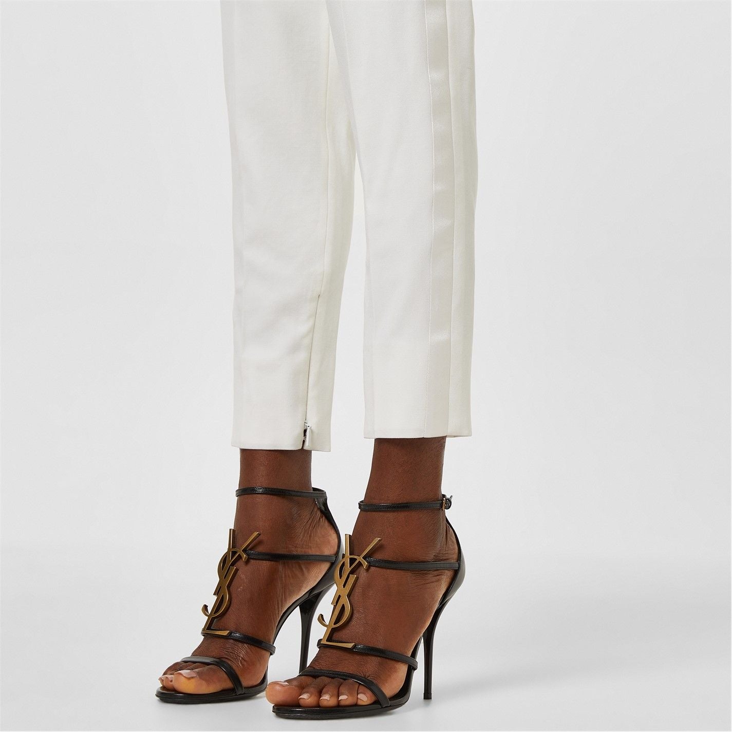  Cassandra Sandals Black