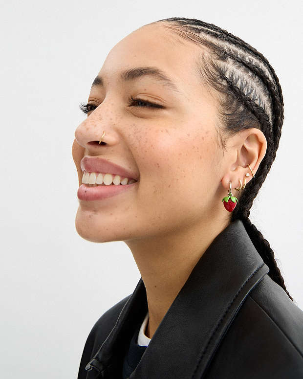 Strawberry Huggie Earrings Silver-Red Silver-Red