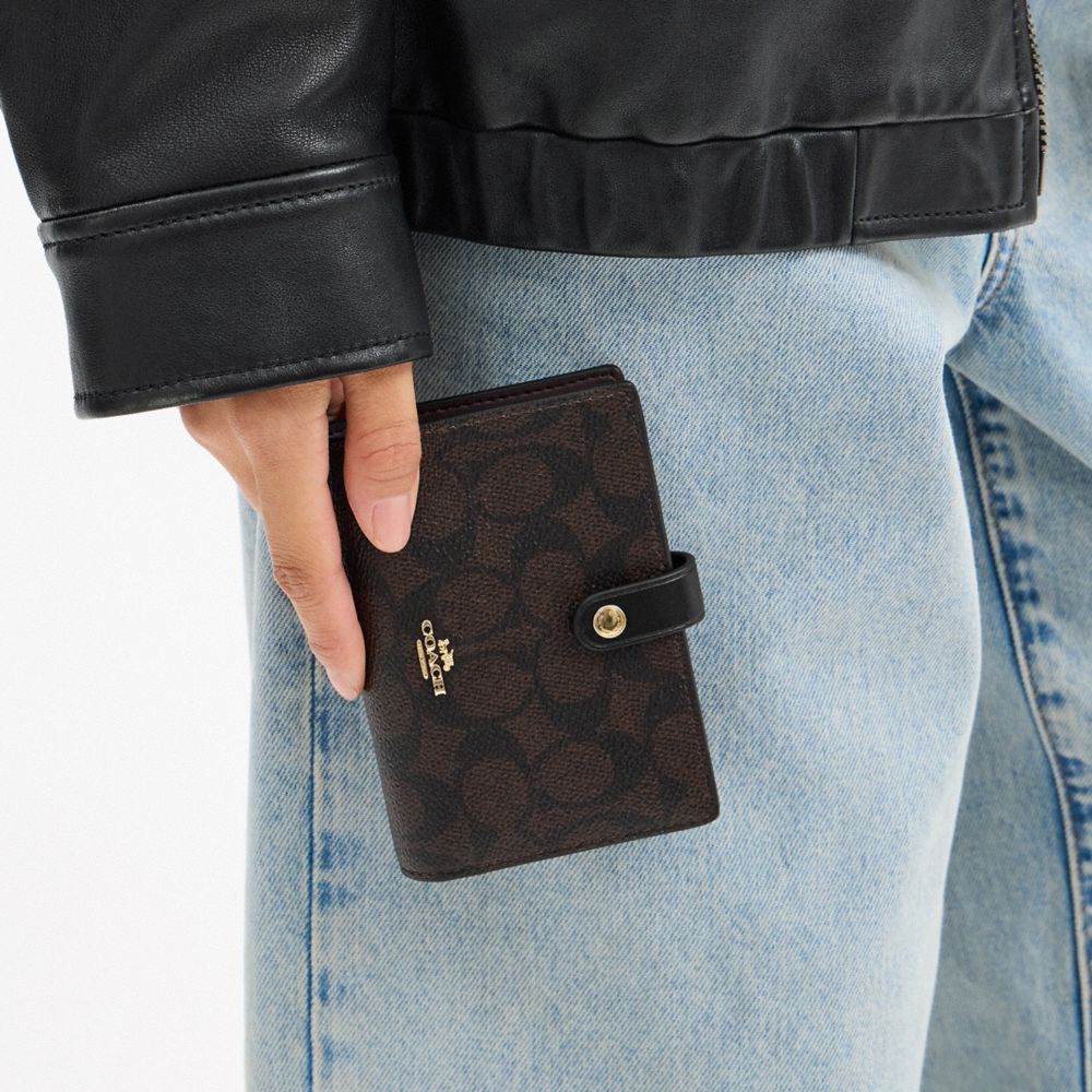 Coach 2 In 1 Wallet In Blocked Signature Canvas Gold Walnut Tan