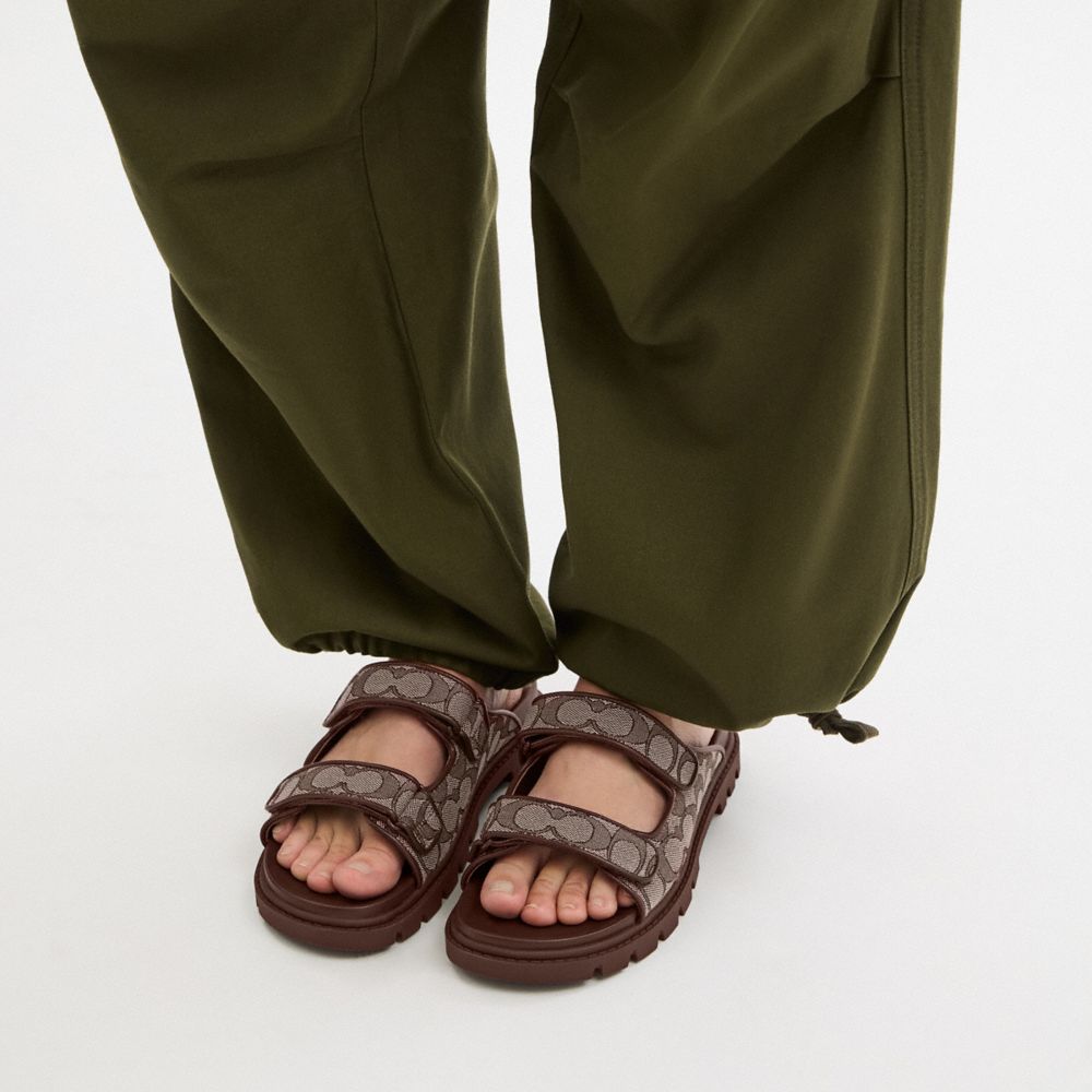 Coach Two Band Sport Slide In Signature Jacquard Oak Maple