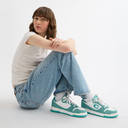 Coach Soho Sneaker Ivy.