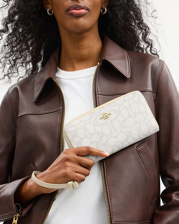 Long Zip Around Wallet In Sketch Signature Canvas Signature Canvas-Gold-Ivory Signature Canvas-Gold-Ivory