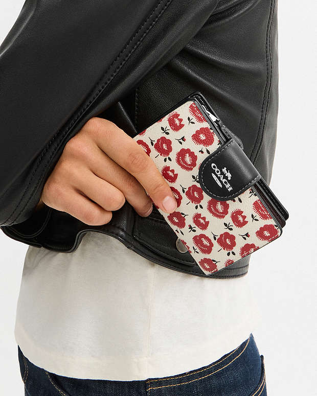 Medium Corner Zip Wallet With Floral Print Silver-Chalk-Black Multi Silver-Chalk-Black Multi
