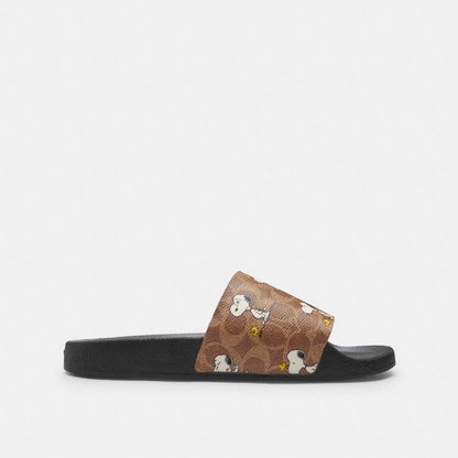 Coach X Peanuts Pool Slide In Signature Canvas With Snoopy Print Tan Tan