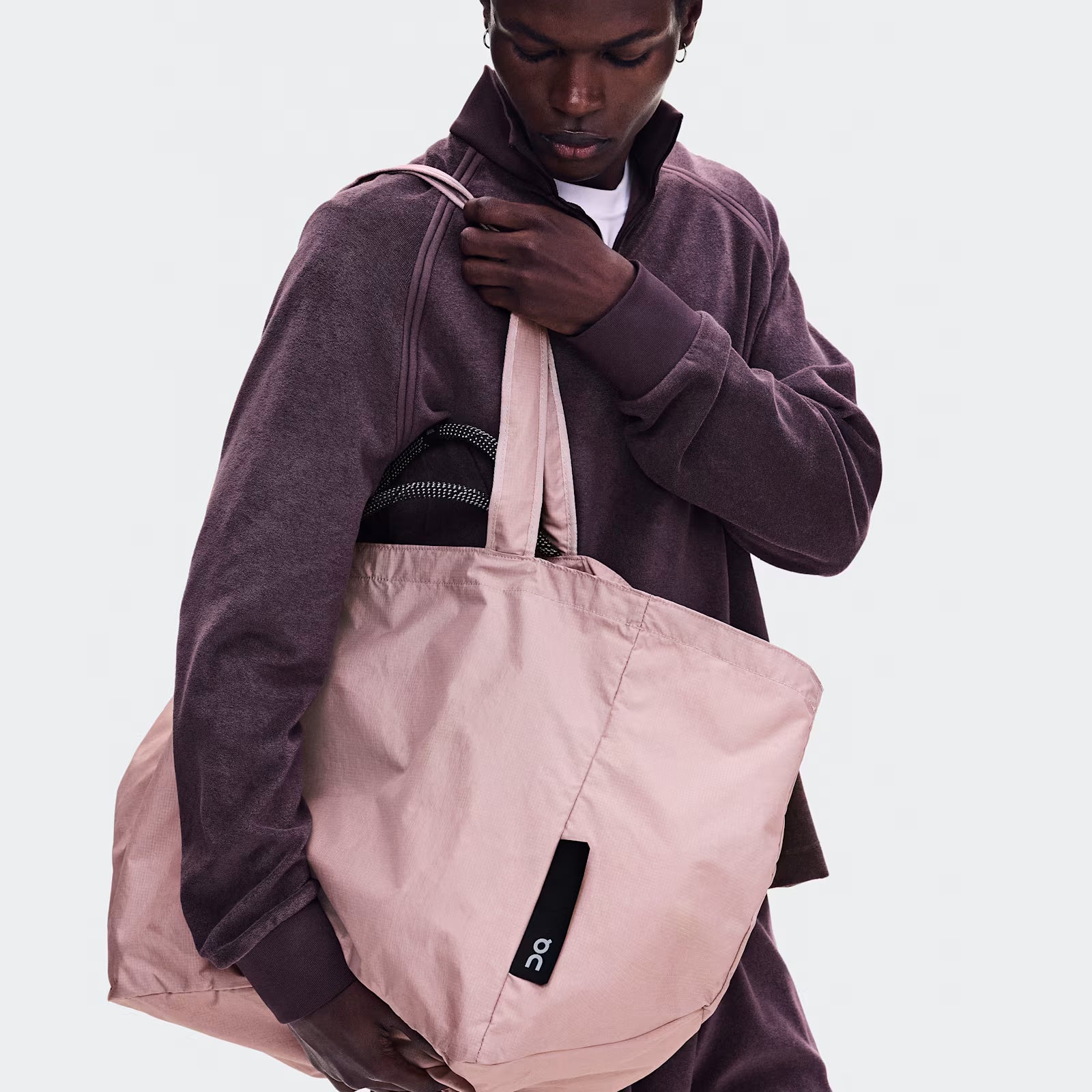 On Cargo Pack 60L Biscuit