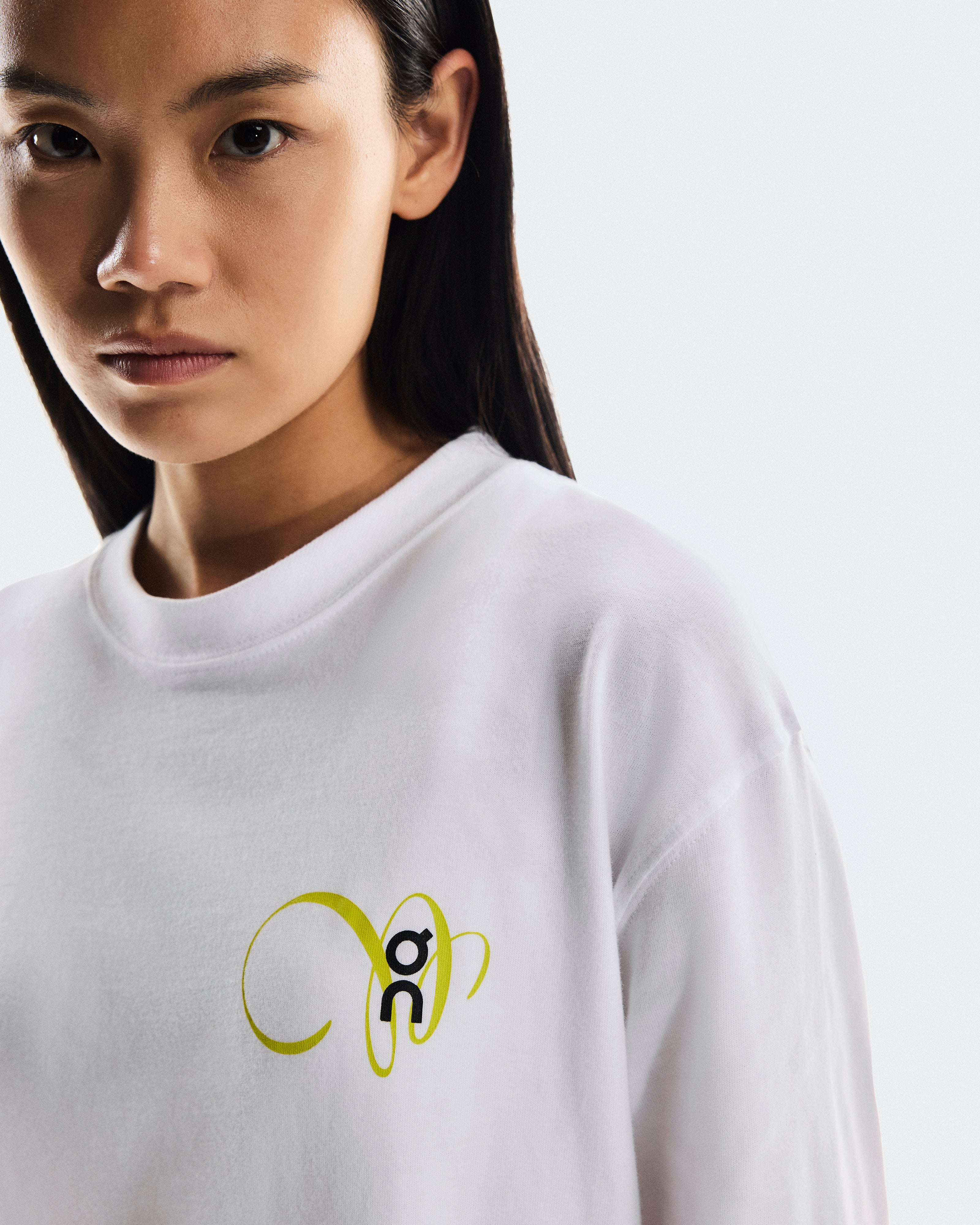 On Club Long-T Graphic White (Women'S)
