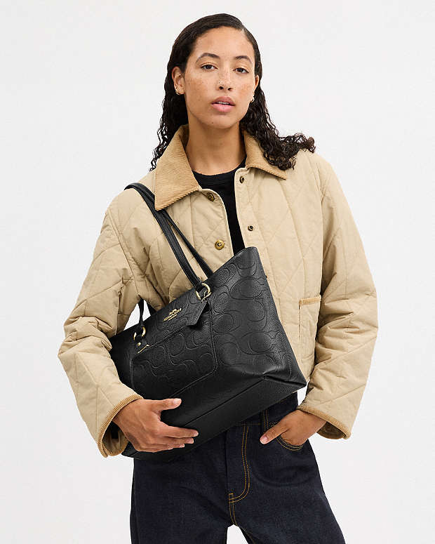 Station Tote Bag In Signature Leather Pebbled Leather-Gold-Black Pebbled Leather-Gold-Black