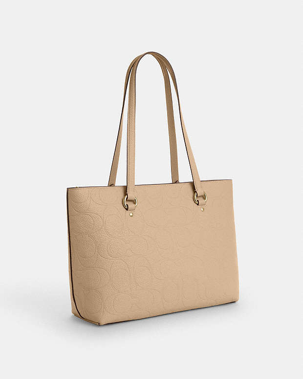 Station Tote Bag In Signature Leather Pebbled Leather-Im-Oat Pebbled Leather-Im-Oat