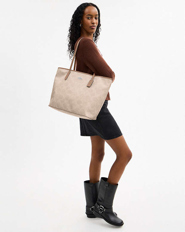 Large City Tote Bag In Maxi Signature Canvas Signature Canvas-Silver-Sand-Taupe Signature Canvas-Silver-Sand-Taupe
