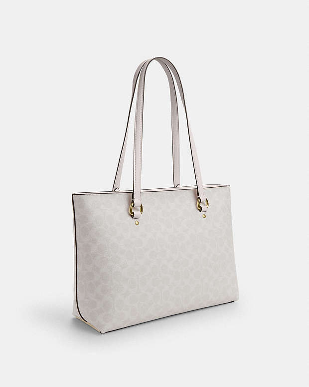Station Tote Bag In Signature Canvas Signature Canvas-Gold-White-Chalk Signature Canvas-Gold-White-Chalk