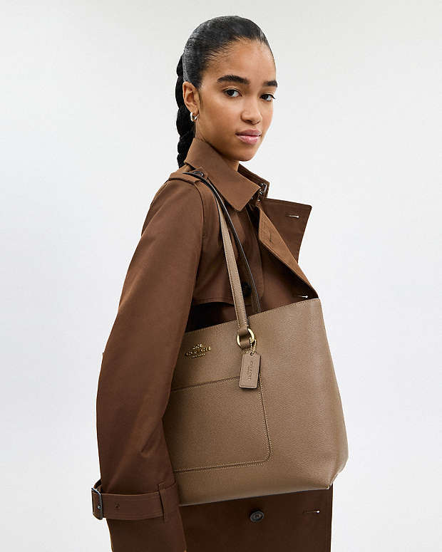 Station Tote Bag Crossgrain Leather-Gold-Dark Stone Crossgrain Leather-Gold-Dark Stone