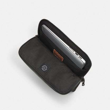 Coach Coachtopia Loop Laptop Sleeve With Wavy Quilting Black 2