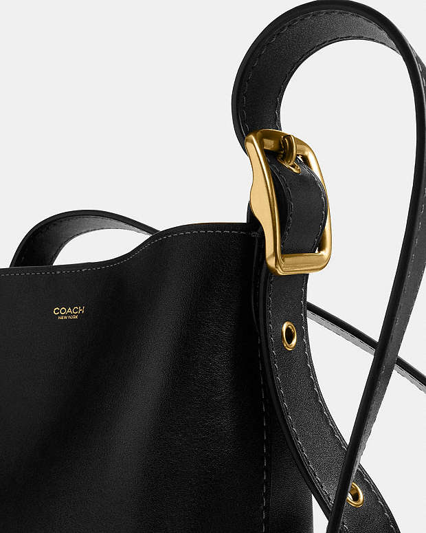 Bleecker Bucket Bag 21 Brass-Black Brass-Black