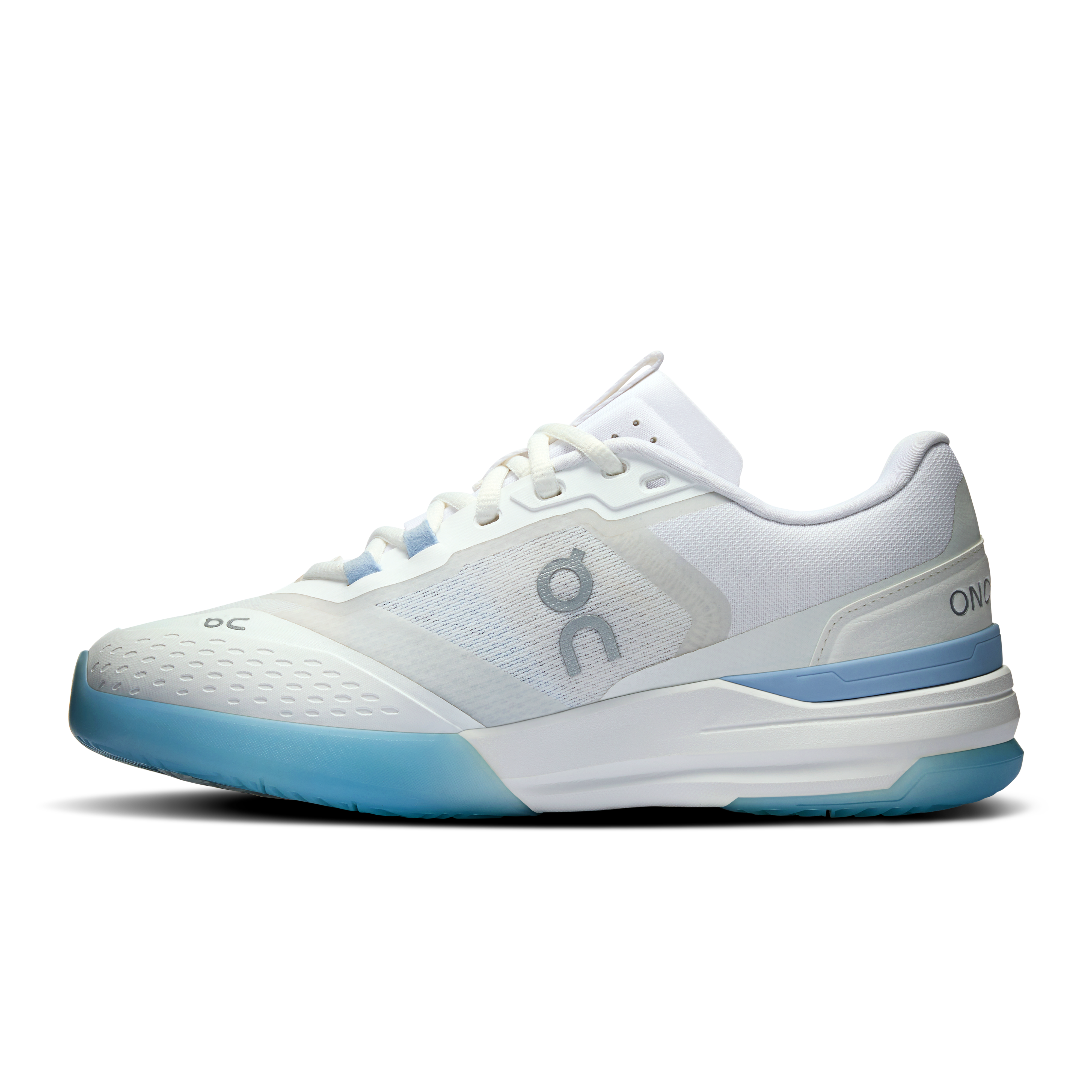 on running the roger advantage pro white chambray (women's)