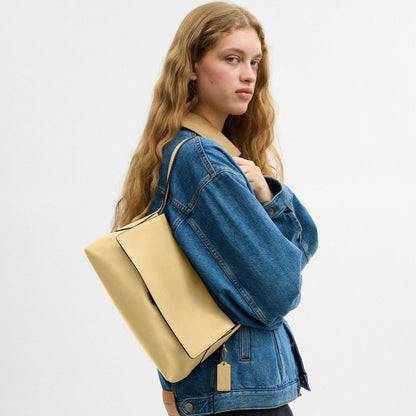 Coach Chelsea Shoulder Bag 30 Brass Vanilla