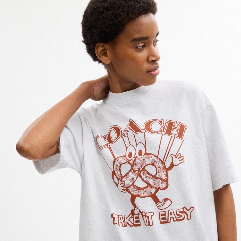 Coach Pretzel Relaxed T Shirt In Organic Cotton Heather Grey
