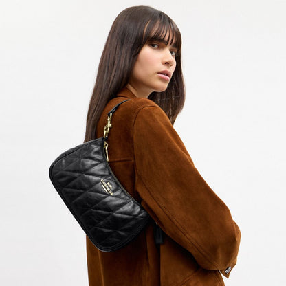 Coach Teri Shoulder Bag With Quilting Gold Black