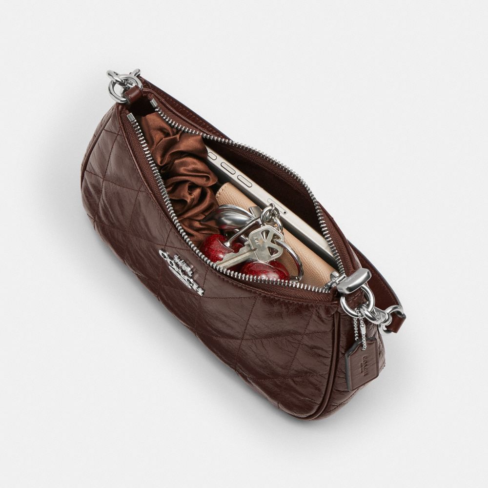 Coach Teri Shoulder Bag With Quilting Silver Maple