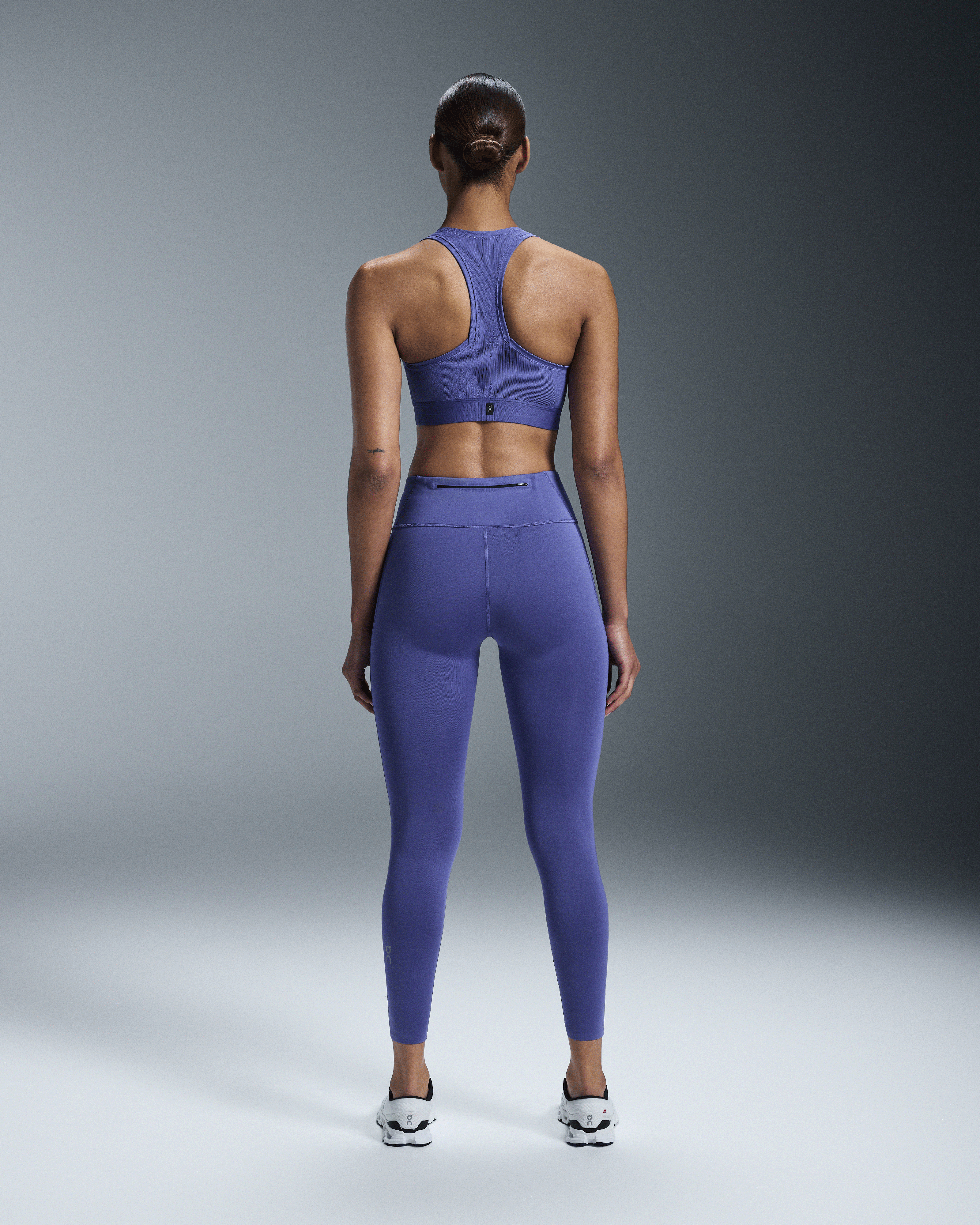 on pace bra Iris (Women's)