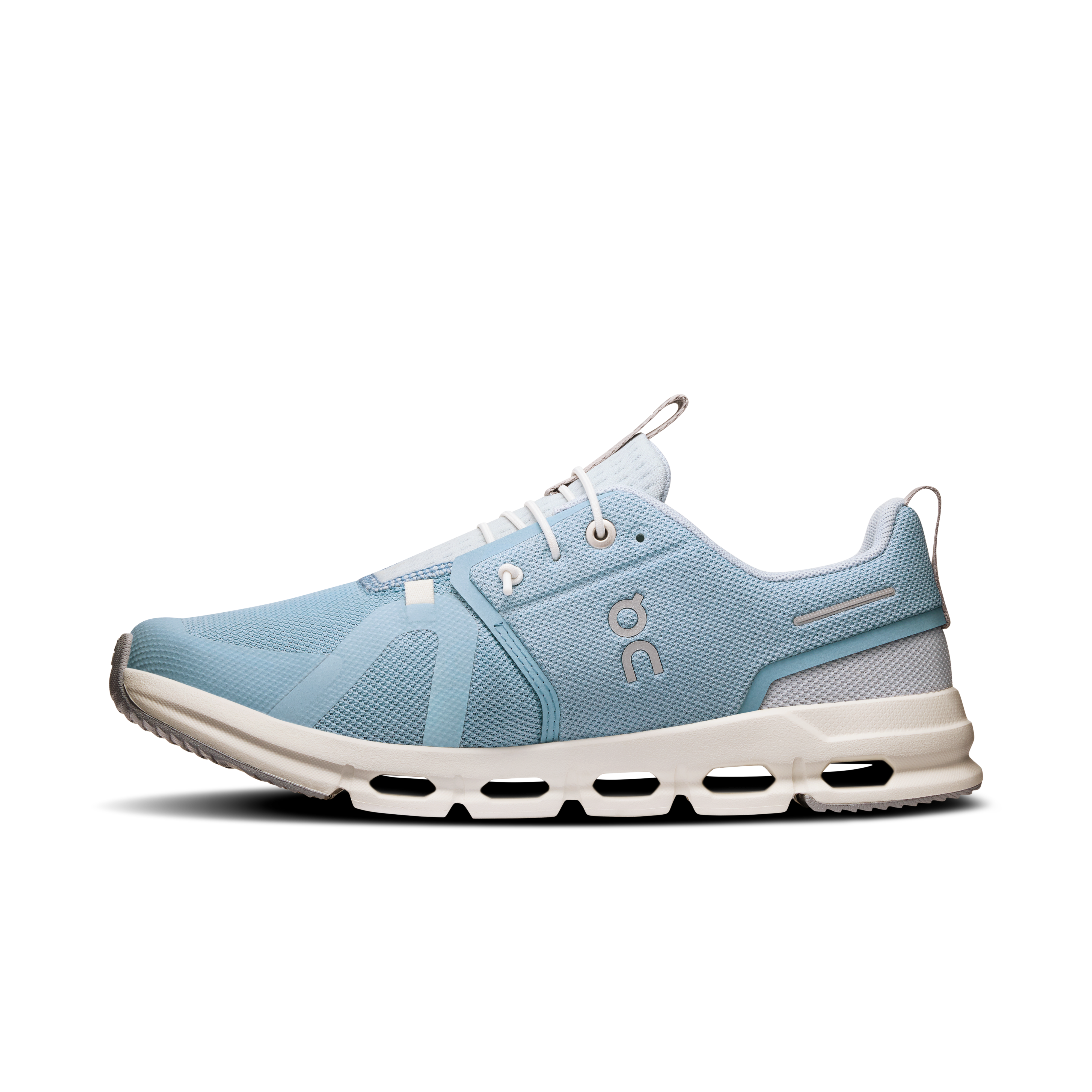 on running cloud sky wash ivory