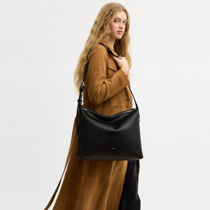 Coach Mott Messenger Bag 38 In Loved Leather Black/Light Tan
