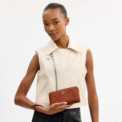 Coach Long Zip Around Wallet With Quilting Gold/Cinnamon