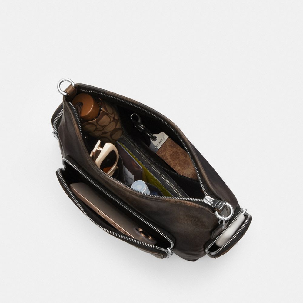 Coach Laurel Shoulder Bag With Pockets In Loved Leather Silver/Black Brown