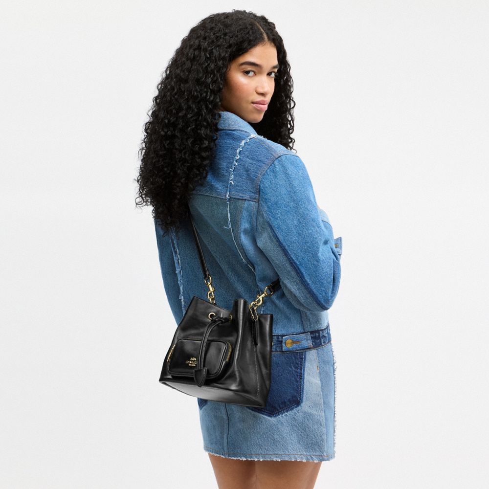 Coach Rowan Bucket Bag With Pocket Gold/Black