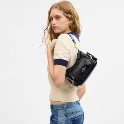 Coach Laurel Shoulder Bag 22 With Pockets Gold/Black