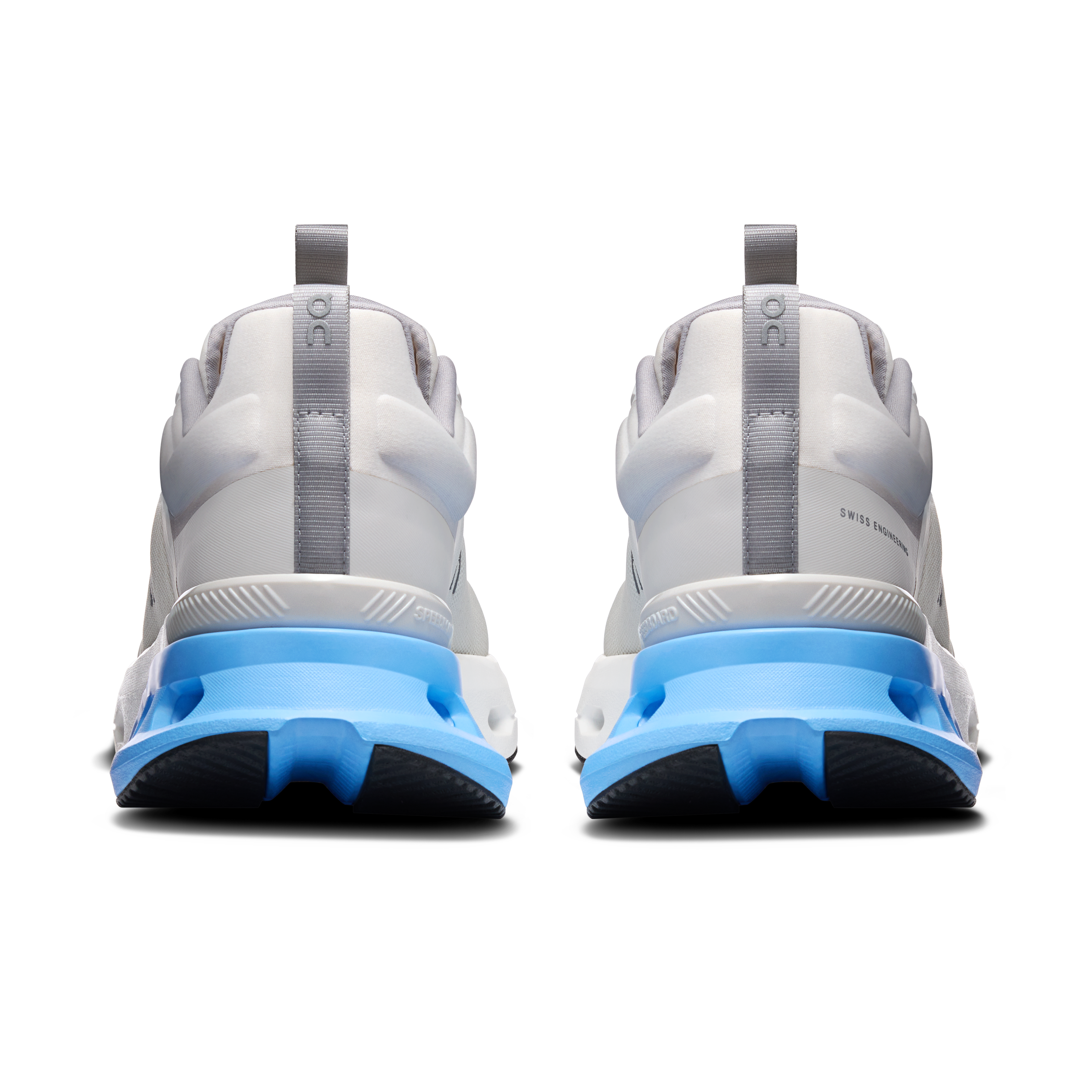 On Cloudnova X Ivory Gourami