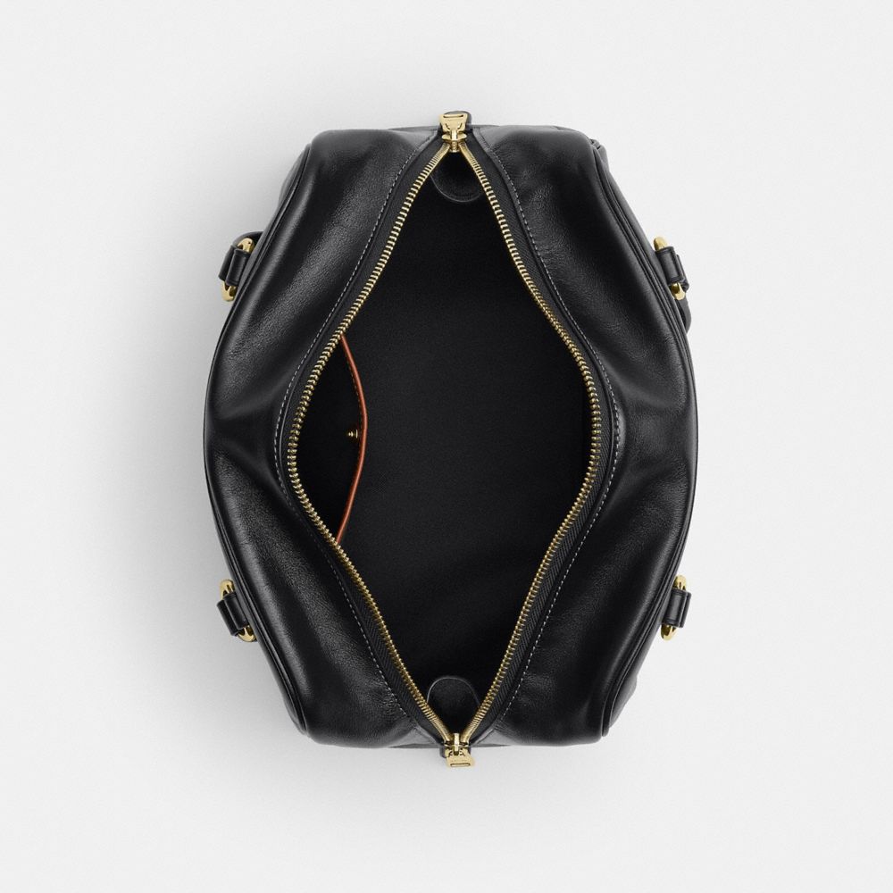 Coach Sydney Shoulder Bag Gold/Black