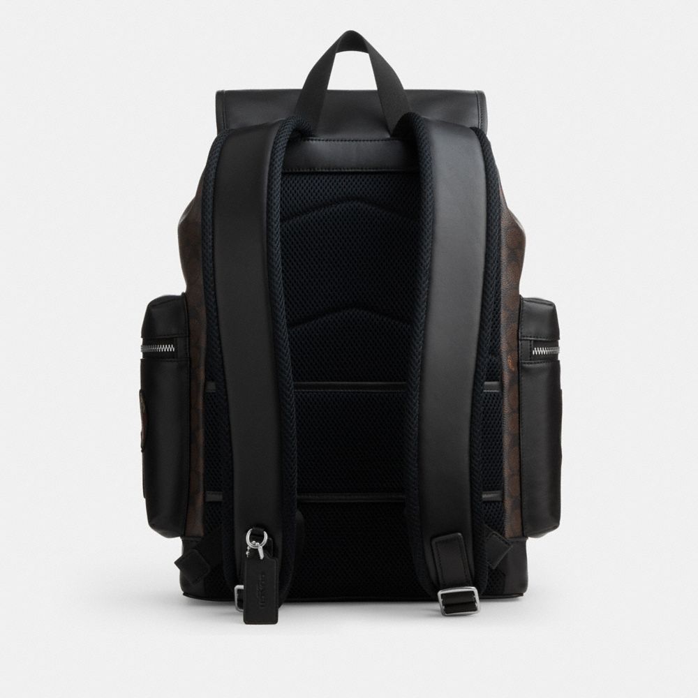 Coach Sprint Backpack In Signature Canvas With Patches Sv/Walnut/Black