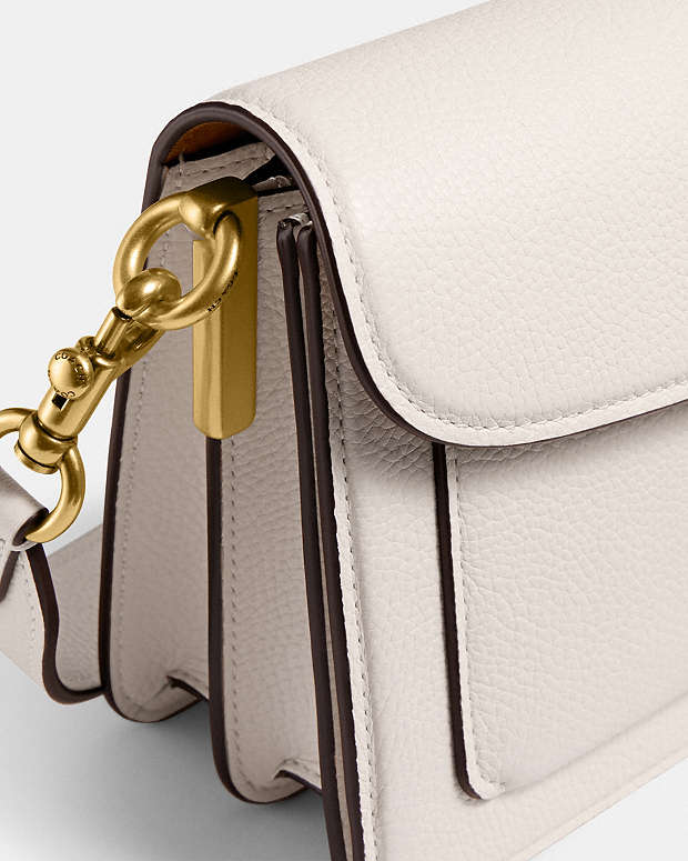 Tabby Shoulder Bag 26 Polished Pebble Leather-Brass-Chalk Polished Pebble Leather-Brass-Chalk