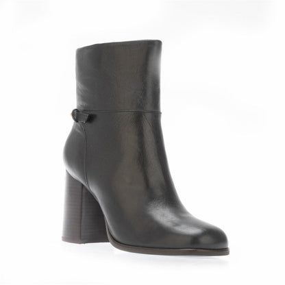  Charina Boots Black
