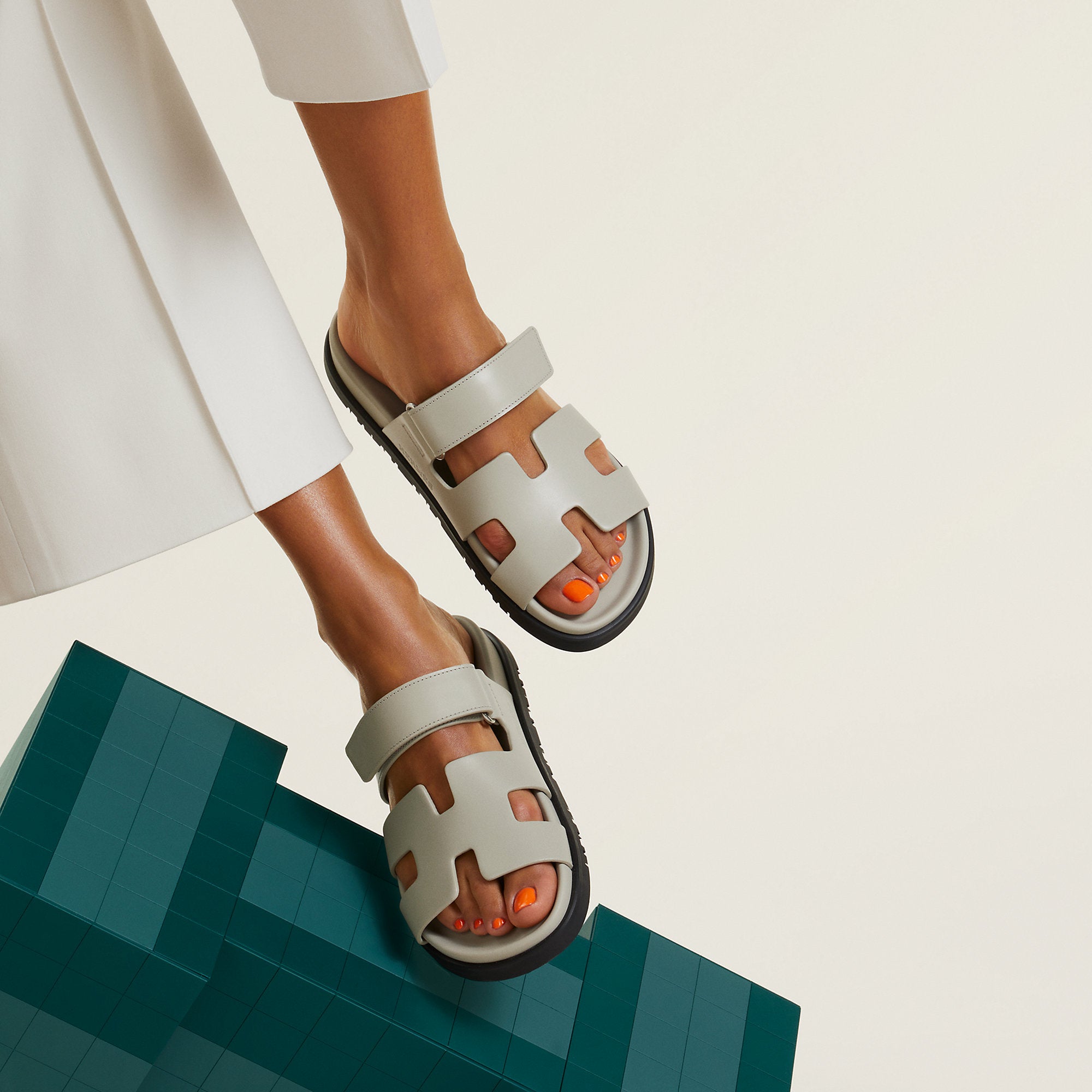  Hermes Chypre Sandal Beige Esquisse
